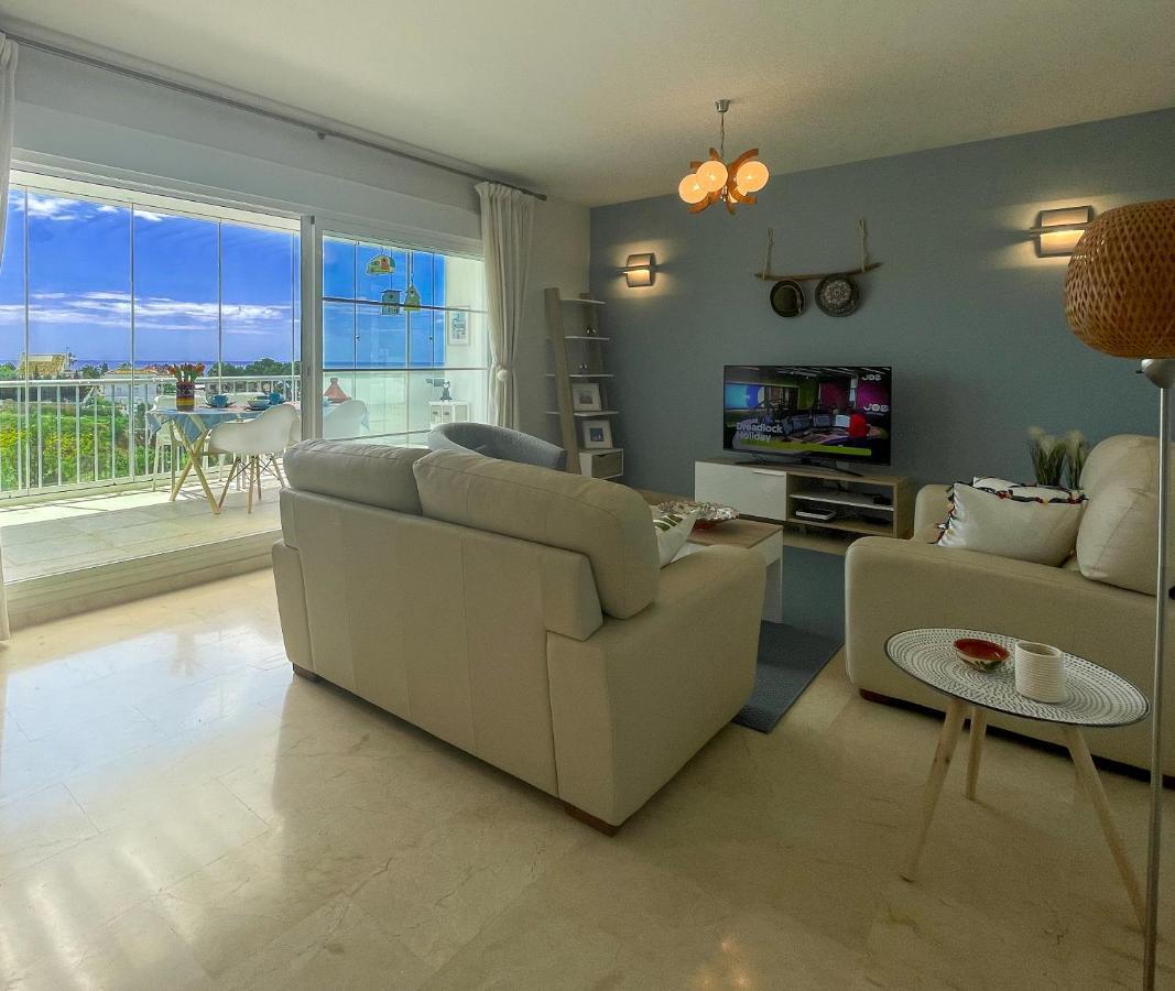 Atico Las Palmeras Golf And Sea Velez Malaga Exterior photo